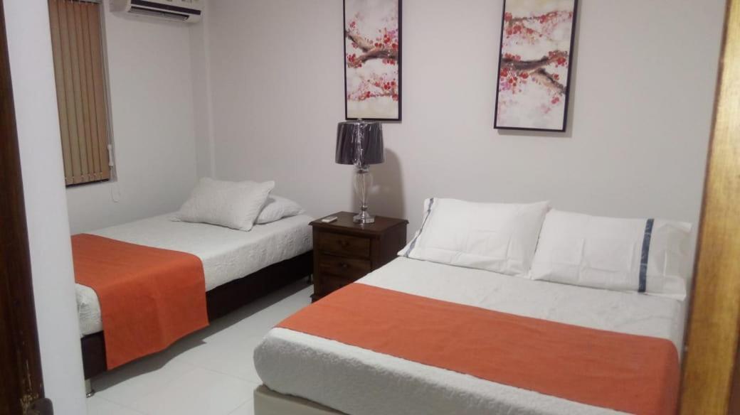 Apartamentos Turisticos Dona Flor San Andrés 外观 照片