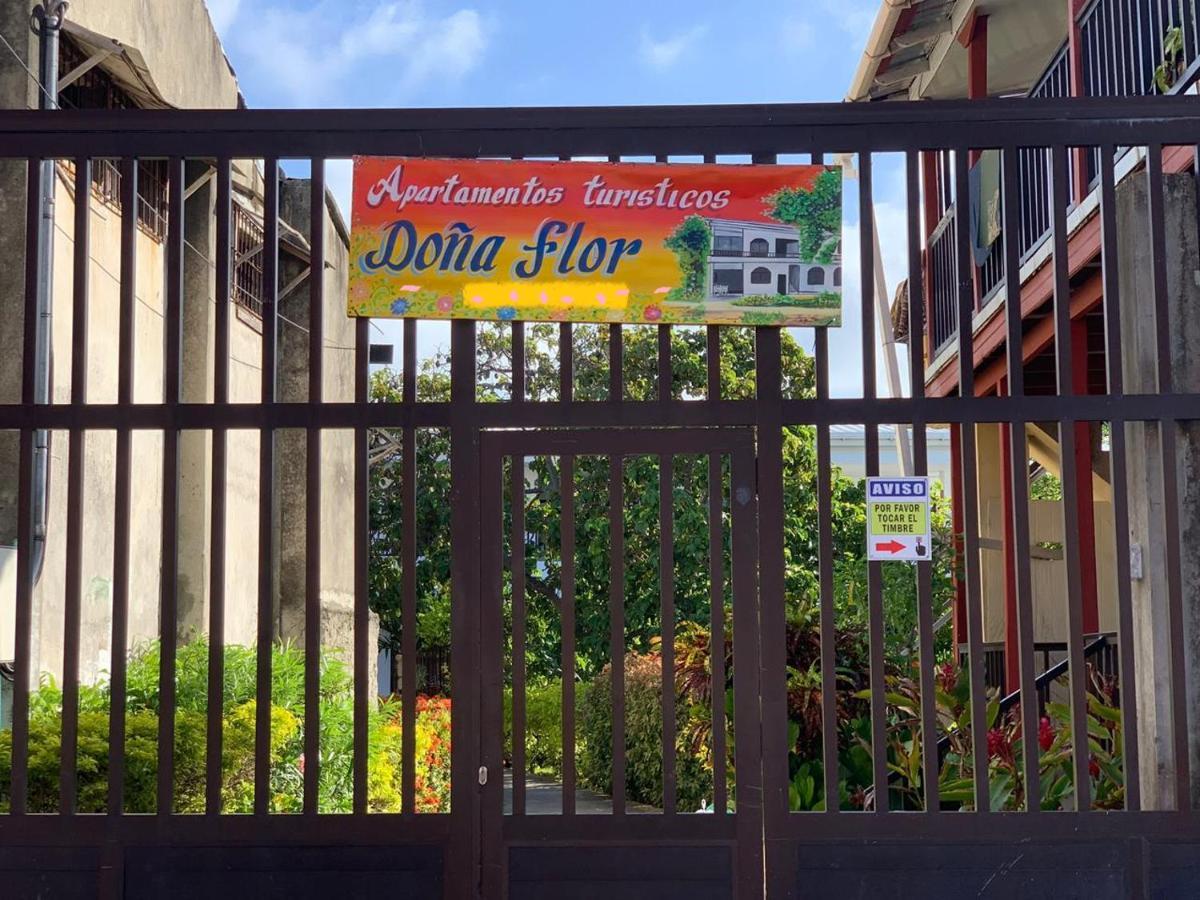 Apartamentos Turisticos Dona Flor San Andrés 外观 照片